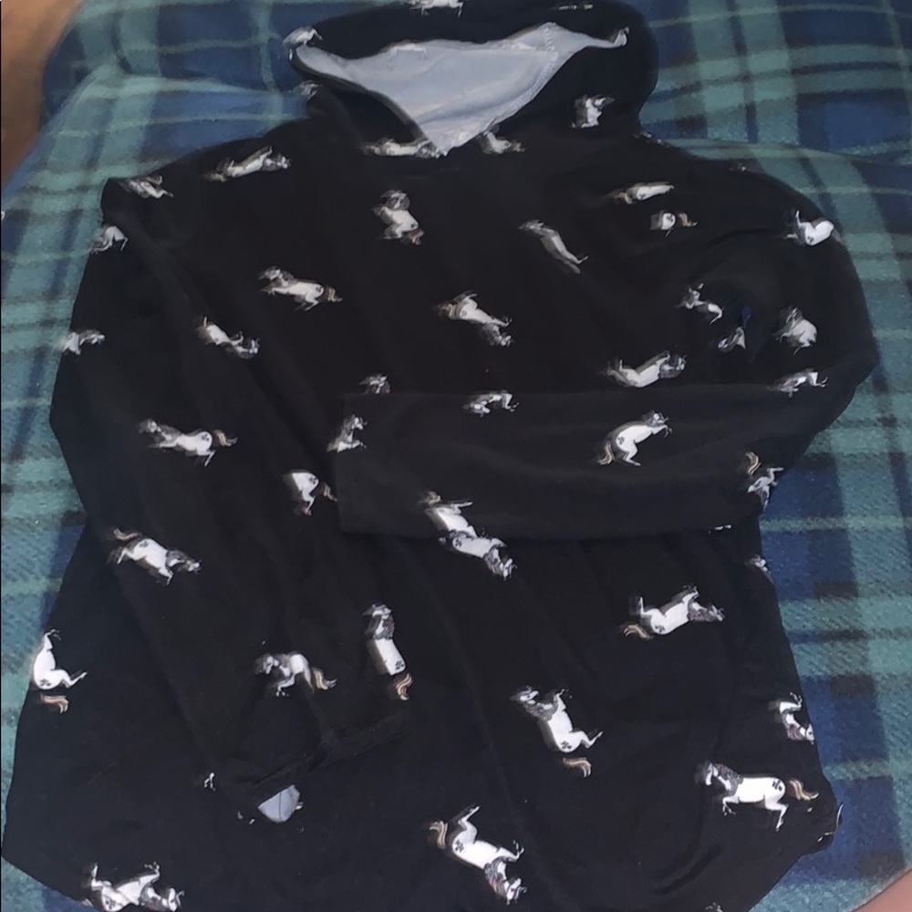 Unicorn tee with hood